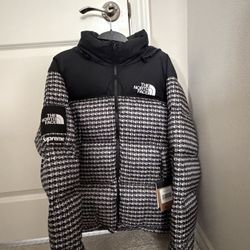 Supreme North Face Studded Nuptse Jacket Black
