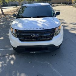2014 Ford Explorer