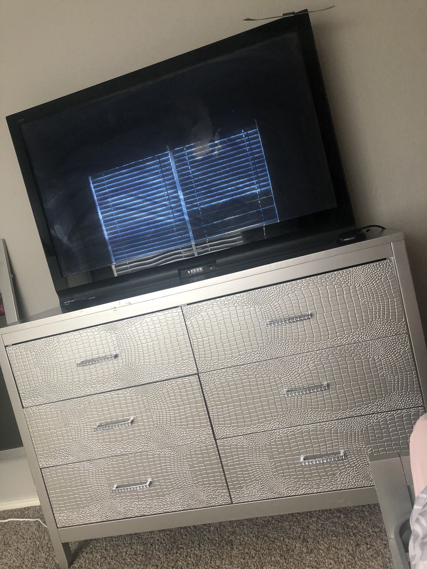 55 Inch Parasonic Tv For Sale
