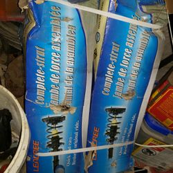 New Strut Assemblies Mercury Villager Or Nissan Quest