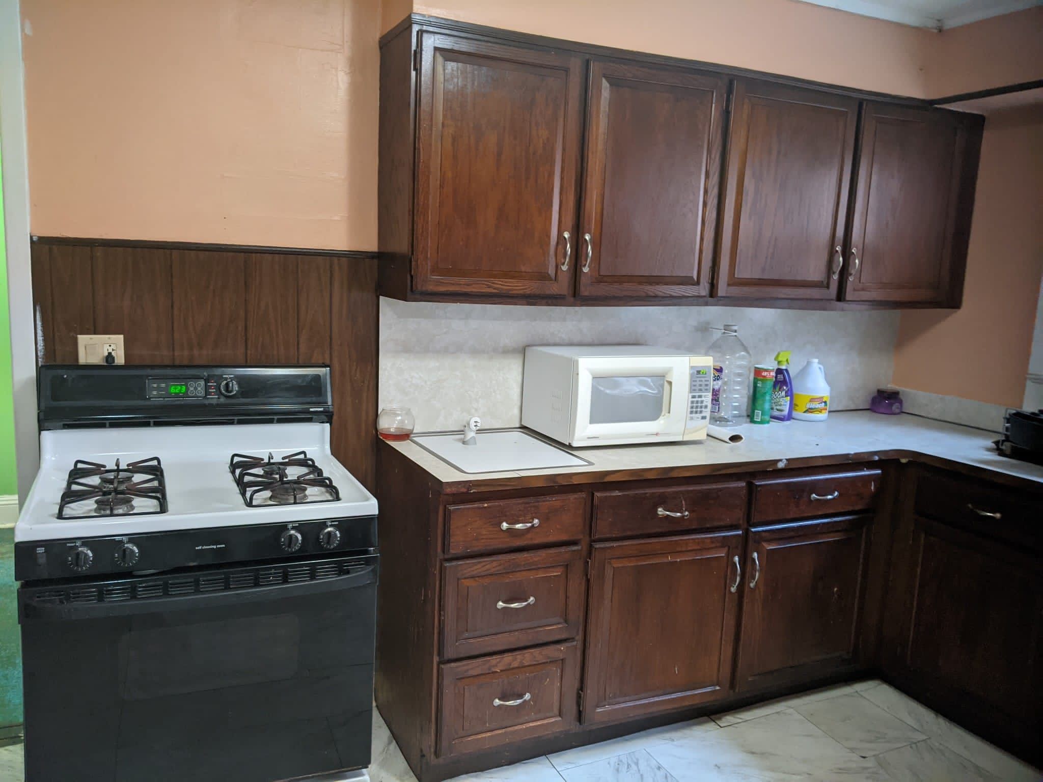 Black Stoves White Top