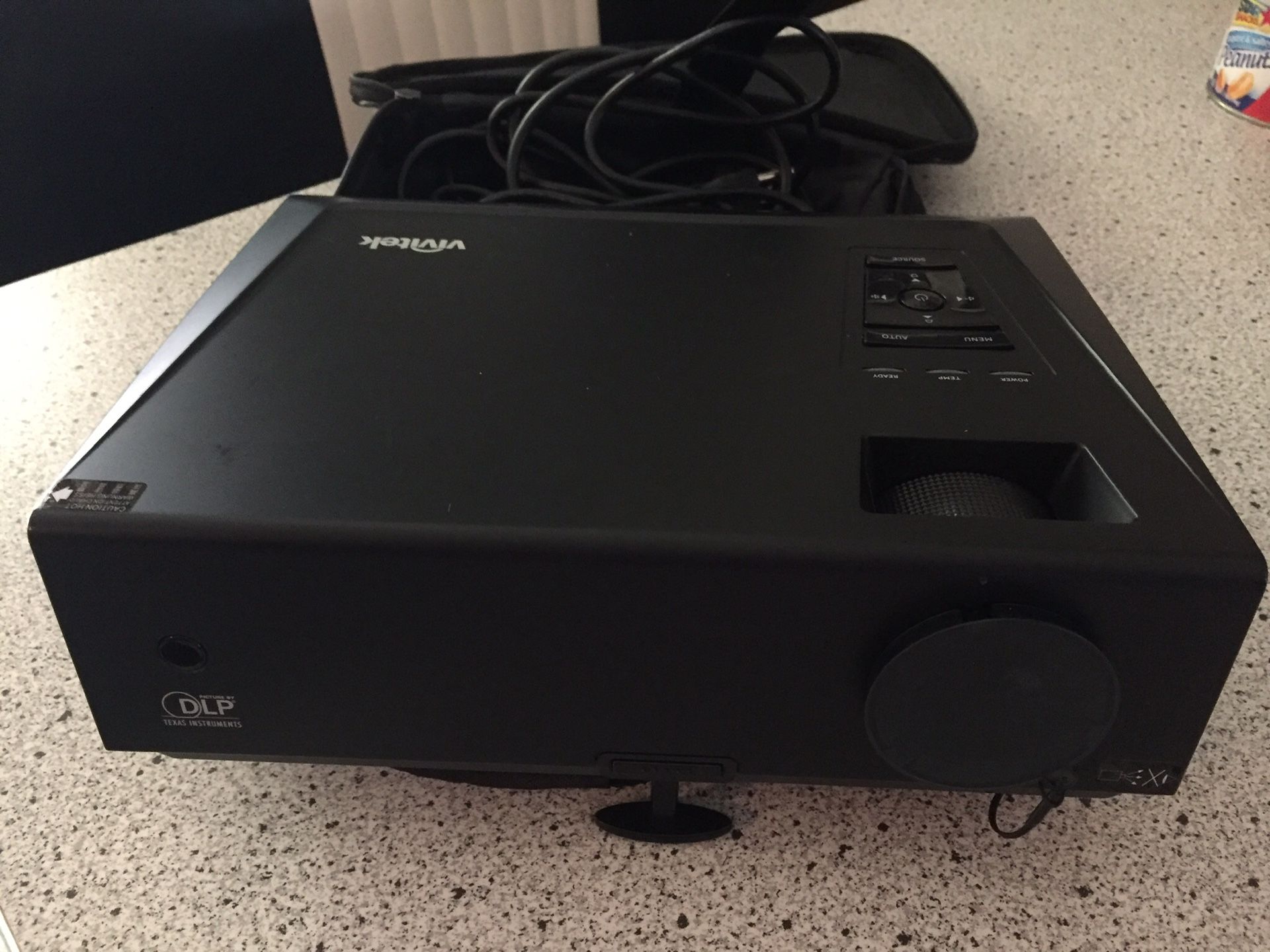 Vivitek D825MS 2600 lumens SVGA DLP Projector