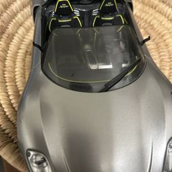 Silver scale porshe 918 spyder concept collection car. No remote.only car.