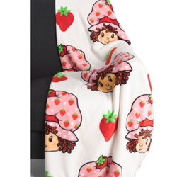 Strawberry Shortcake Throw Blanket