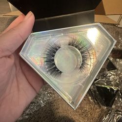 High Quality Faux Eyelashes 