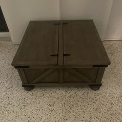 Coffee Table with storage