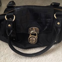 Black And Gold Michael Kors Bag!