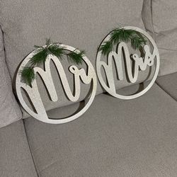 Sparkly Wintry Mr And Mrs Signs