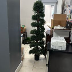 Artificial Topiary 