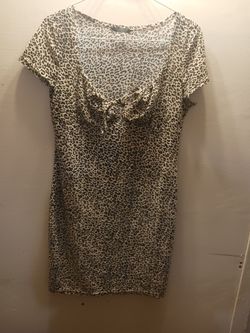 SHEIN , LEOPARD PRINT SIZE SMALL OR MEDIUM