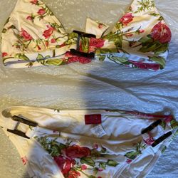 Size Large White With Pink Roses Design Bikini 