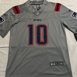 🔥 Mac Jones Jersey (Large) 🔥 Patriots 🔥 Shipping Only