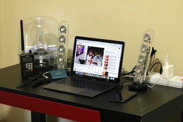 12" mac lap top