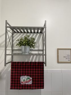 Wall shelf