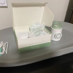 Momcozy Portable Bottle Warmer (FREE!)