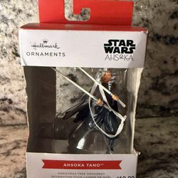 Hallmark Star Wars Ahsoka Tano Christmas Ornament