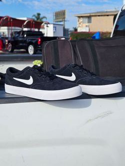 Size 8.5 US Nike Charge Suede womens