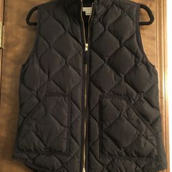 J CREW WOMENS PUFFY VEST SIZE SMALL
