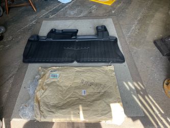 Toyota Sienna Cargo Mat (New)