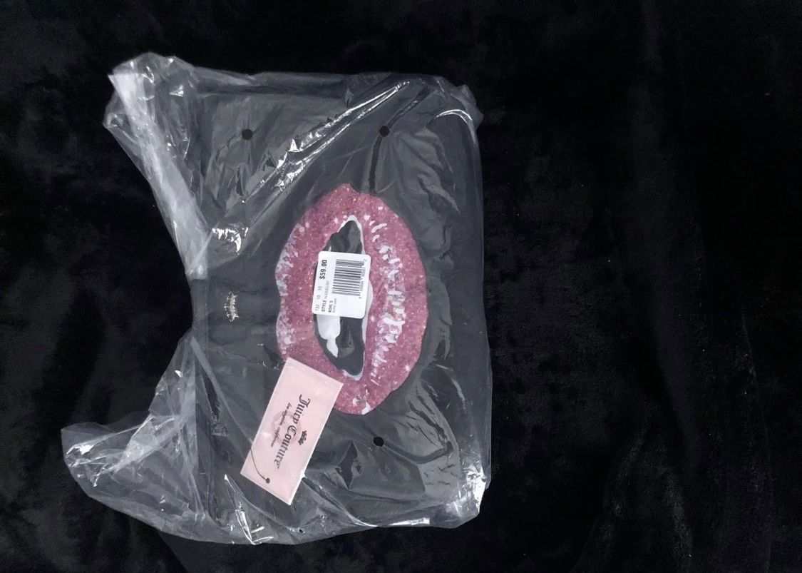 Juicy couture wristlet