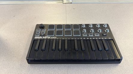 akai