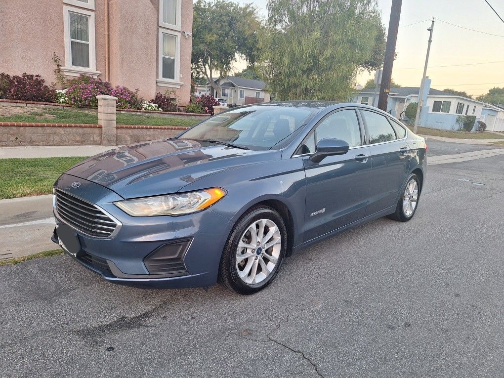 2019 Ford Fusion Hybrid
