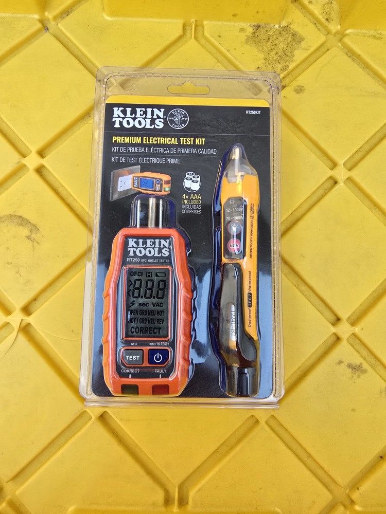 Klein Tools
Premium Non-Contact Voltage and GFCI Receptacle Electrical Test Kit