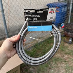 Ice maker connector