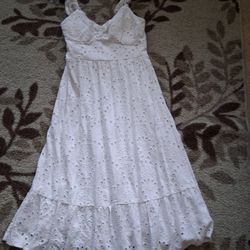 White Eyelet Dress. New.  Large