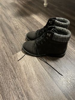 Women’s Shoes And Boots 