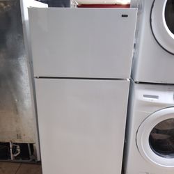 WHIRLPOOL REFRIGERATOR EVERYTHING GOOD