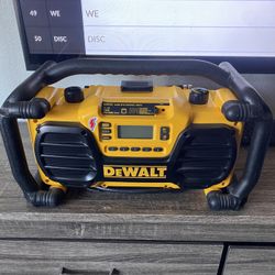 Dewalt Radio and charging Station 