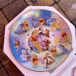 WINNIE THE POOH -porcelain Plate