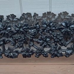 Antique Cast Iron Footed Flower Rectangle Planter Box Grape Vine Leaf Pattern Victorian Nice