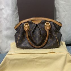Louis Vuitton  Tivoli 