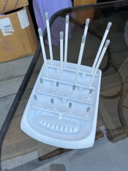 Baby bottle drying rack $5