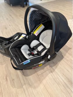 New! Graco car seat.