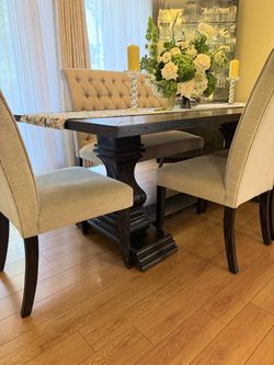 Dining set