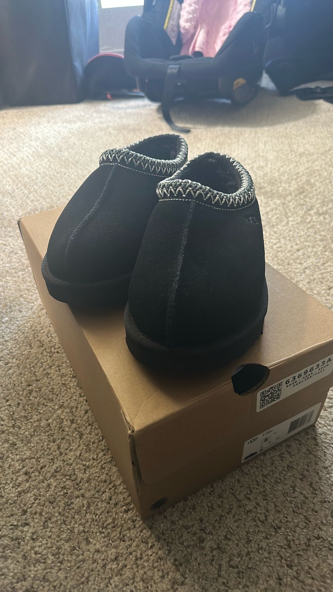 Ugg Tasman