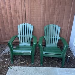 Freshly painted Heavy Duty Adirondack Chair - Green