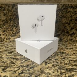 Airpod Pros 2nd Generation (USB-C) Magsafe Charging Case 