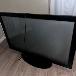 50 Inch Samsung Tv .  Heavier Older Model