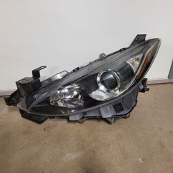 2014 2015 2016 Mazda 3 Headlight Halogen Oem Driver Side 