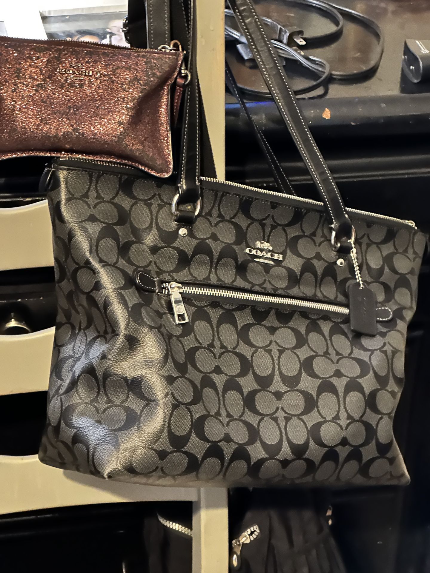 XL Coach Tote In Good Condition With Coach Coin Purse