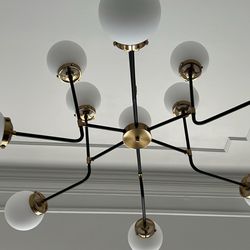 Chandelier 