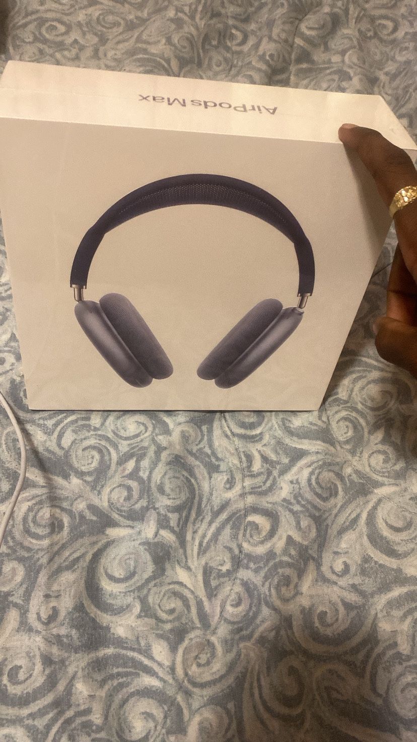 Sky blue Noise Cancellation AirPod Max