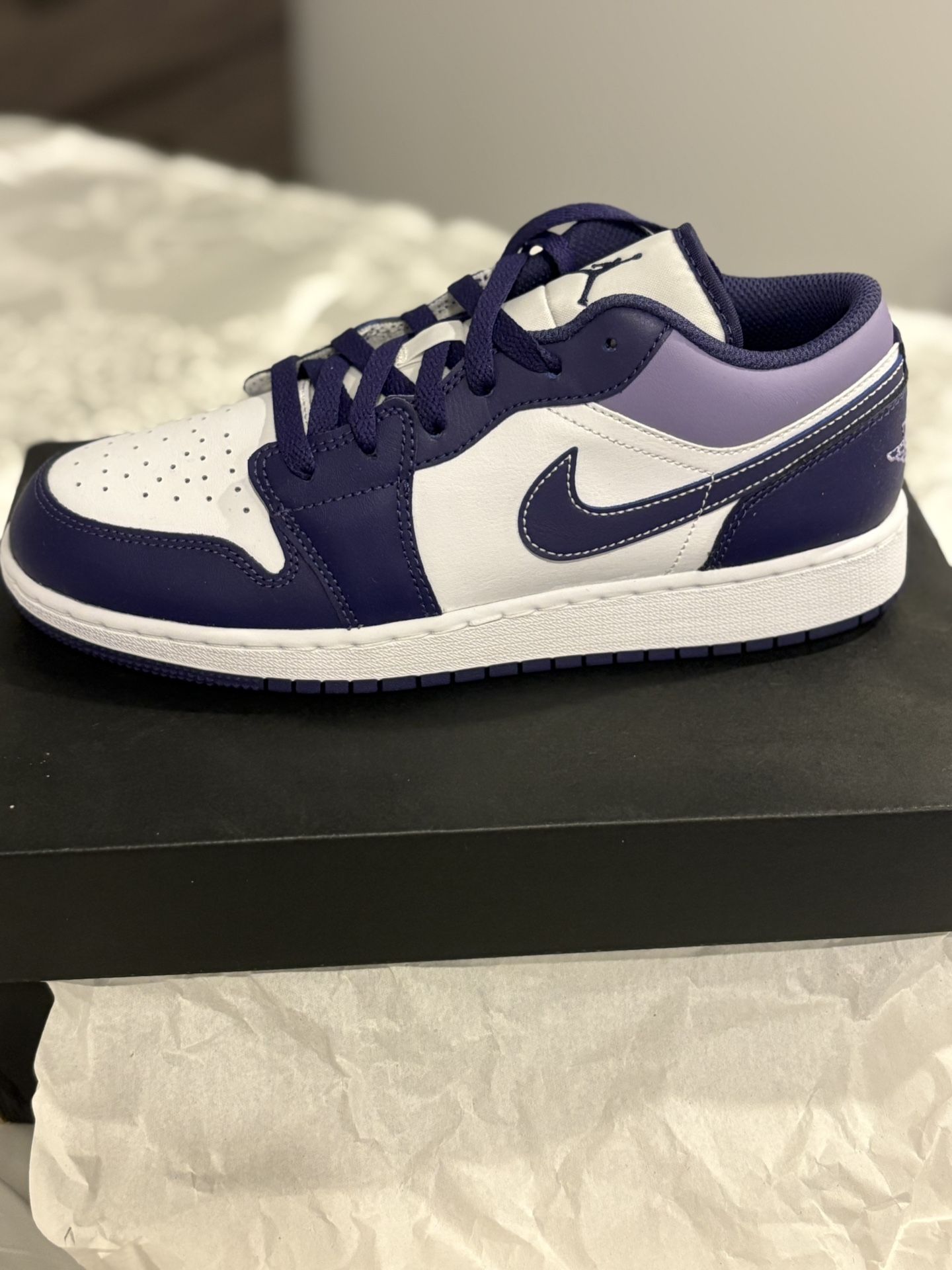 Air Jordan 1 Low Purple size 6.5