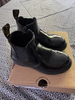 Girls Patent Dr Martens 