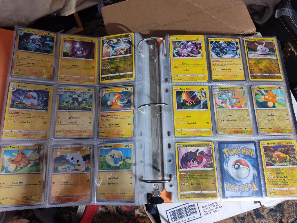 Pokemon Cards 60 Pages Reverse Holo An Holo Rare