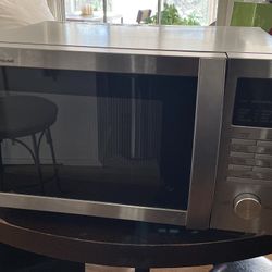Microwave Oven